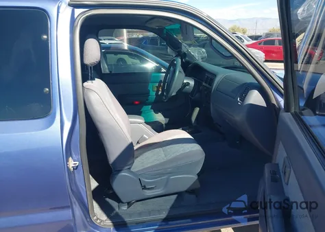 1999 Toyota Tacoma Prerunner V6 z USA, uszkodzony, nr VIN 4TASN92N3XZ434826